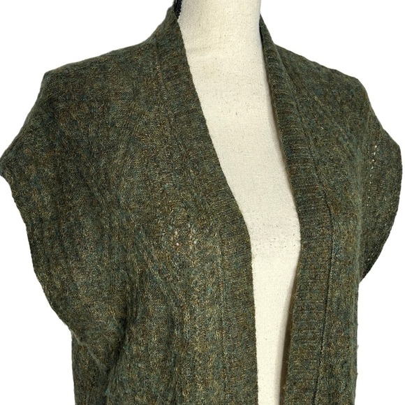 Peruvian Connection Marled Green Baby Alpaca And Cotton Sleeveless Cardigan - Picture 4 of 15